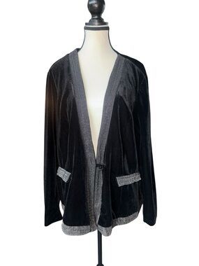 Women’s Plus Black Velvet Open Front Blazer with Silver Trim 1X